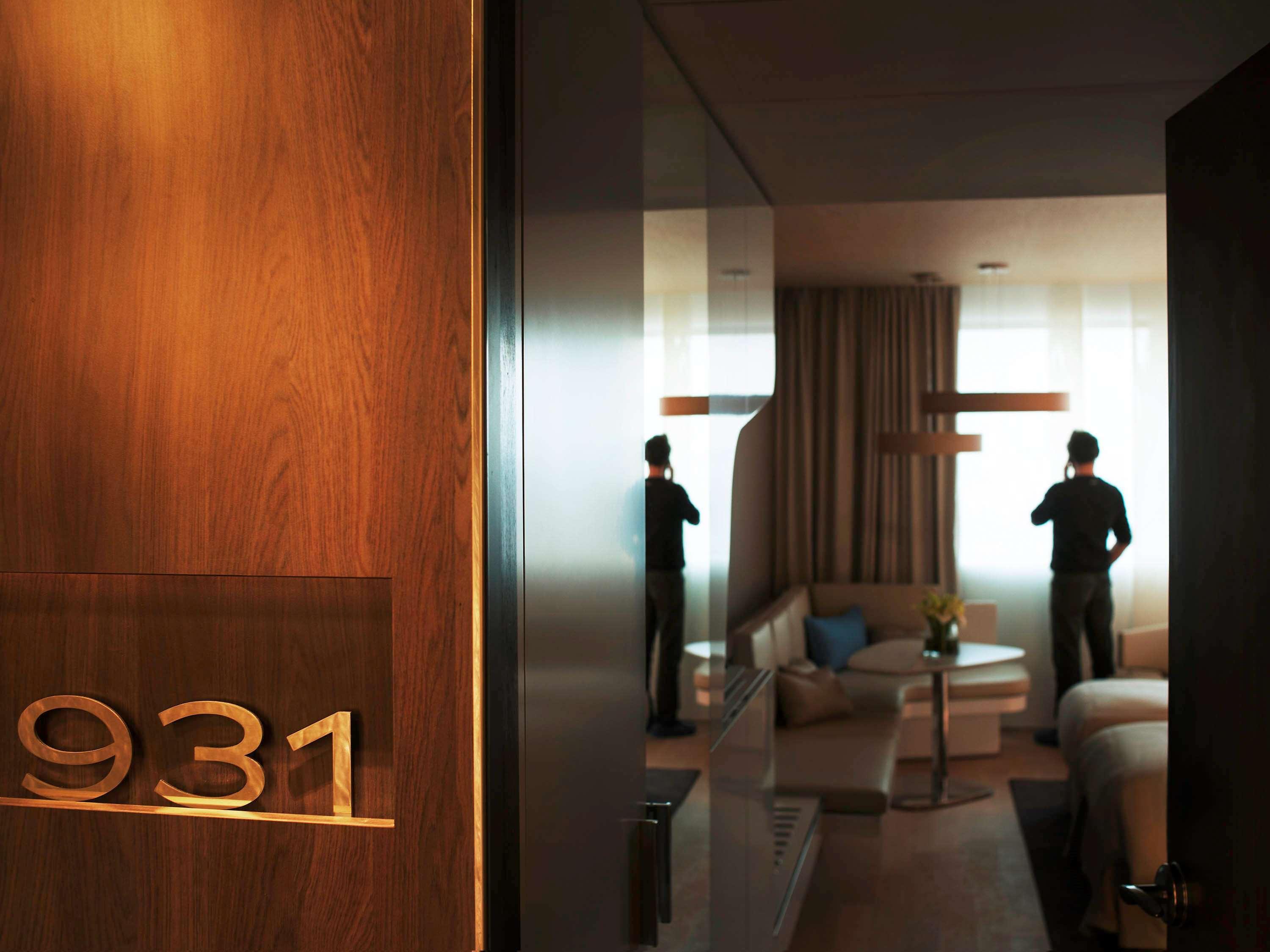 Hotel Pullman Brussels Centre Midi à Saint-Gilles Extérieur photo