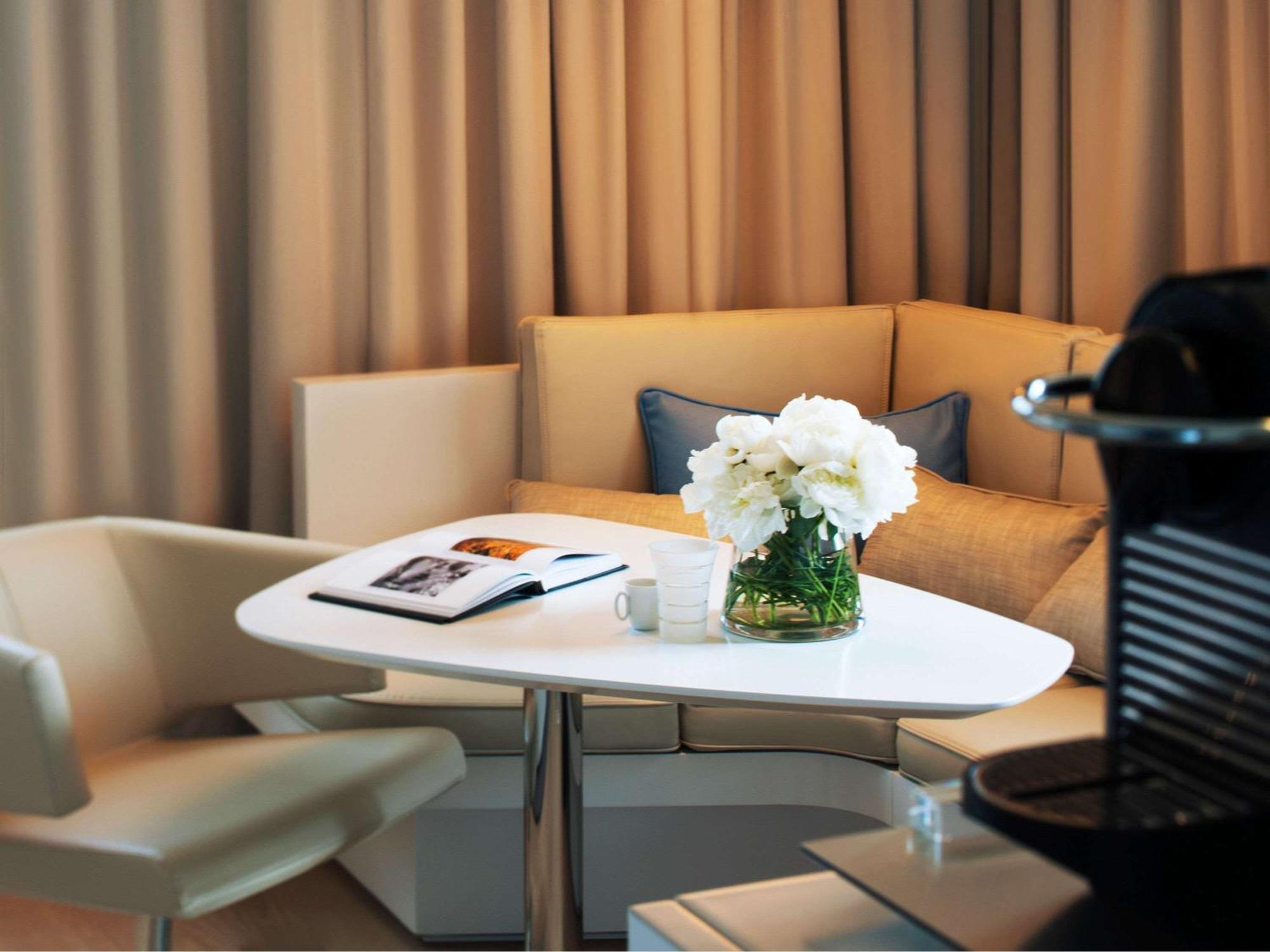 Hotel Pullman Brussels Centre Midi à Saint-Gilles Extérieur photo