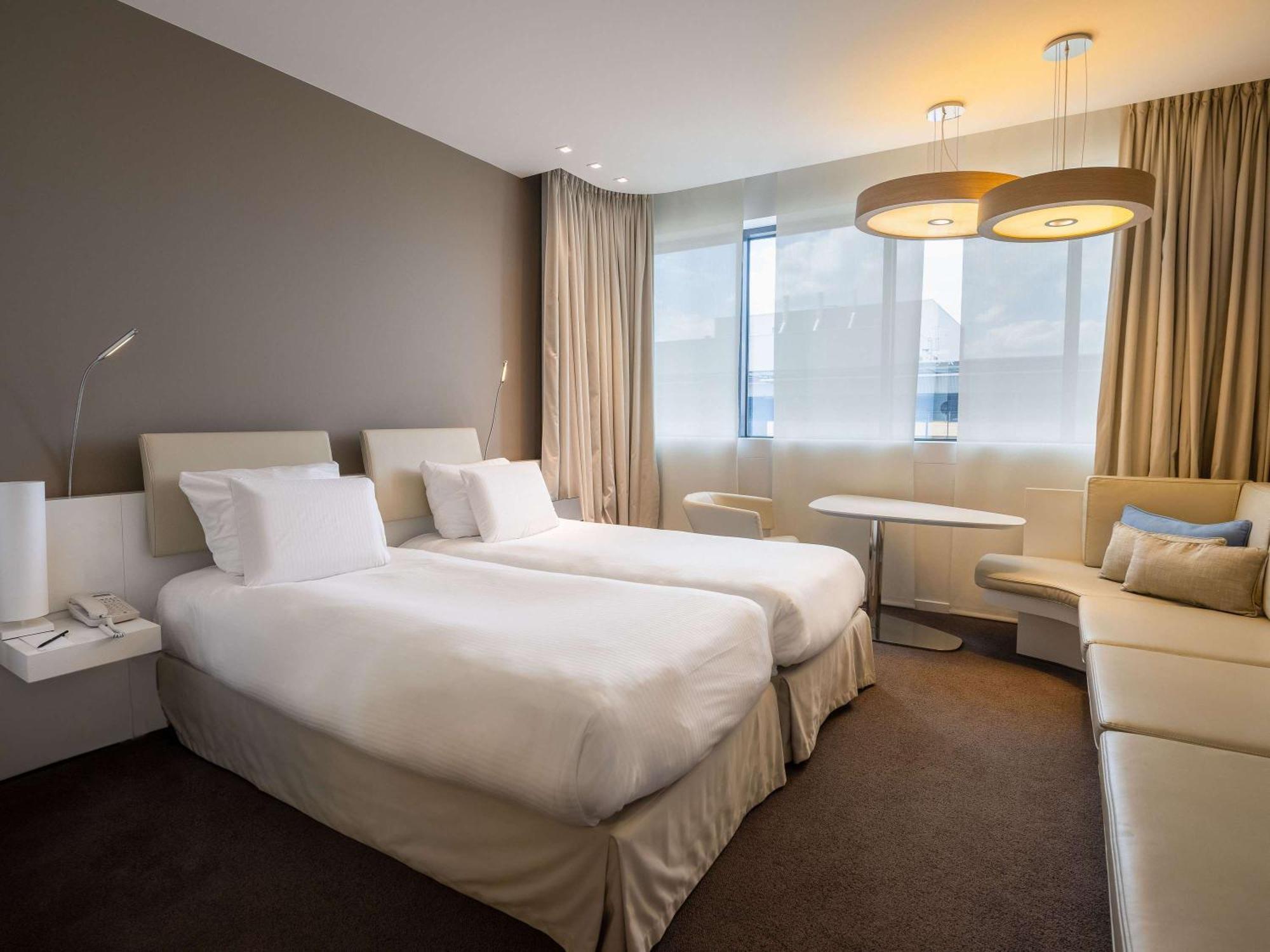 Hotel Pullman Brussels Centre Midi à Saint-Gilles Extérieur photo