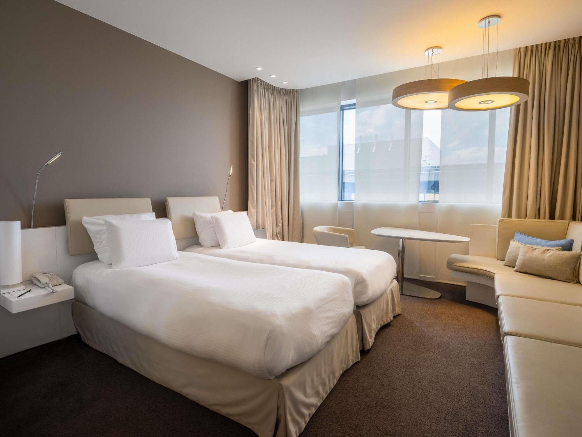 Hotel Pullman Brussels Centre Midi à Saint-Gilles Extérieur photo